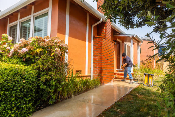 Why Choose Our Certified Pressure Washing Experts for Your Project Needs in Buffalo, TX?